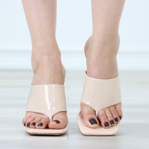 Nude Patent T Strap Block Unique High Heels Sandals - Picture 8 of 11